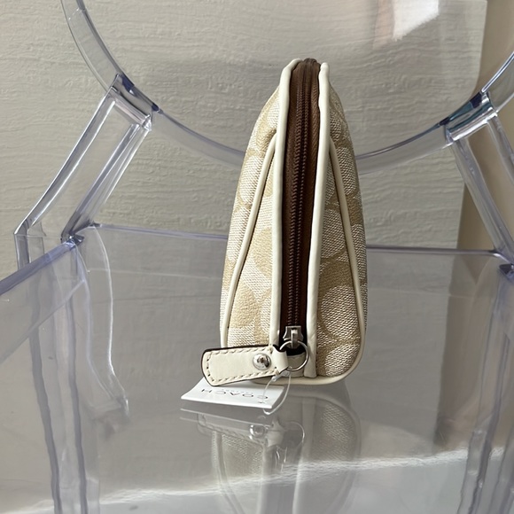 NEW Coach Cosmetic Pouch - Picture 4 of 5